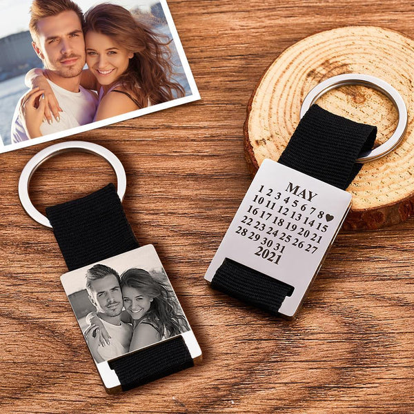 Custom Photo Engraved Calendar Key Chain Keyring Gift for Mother Couples